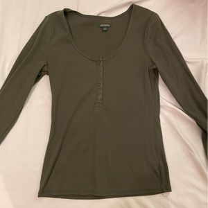Long sleeved ribbed top